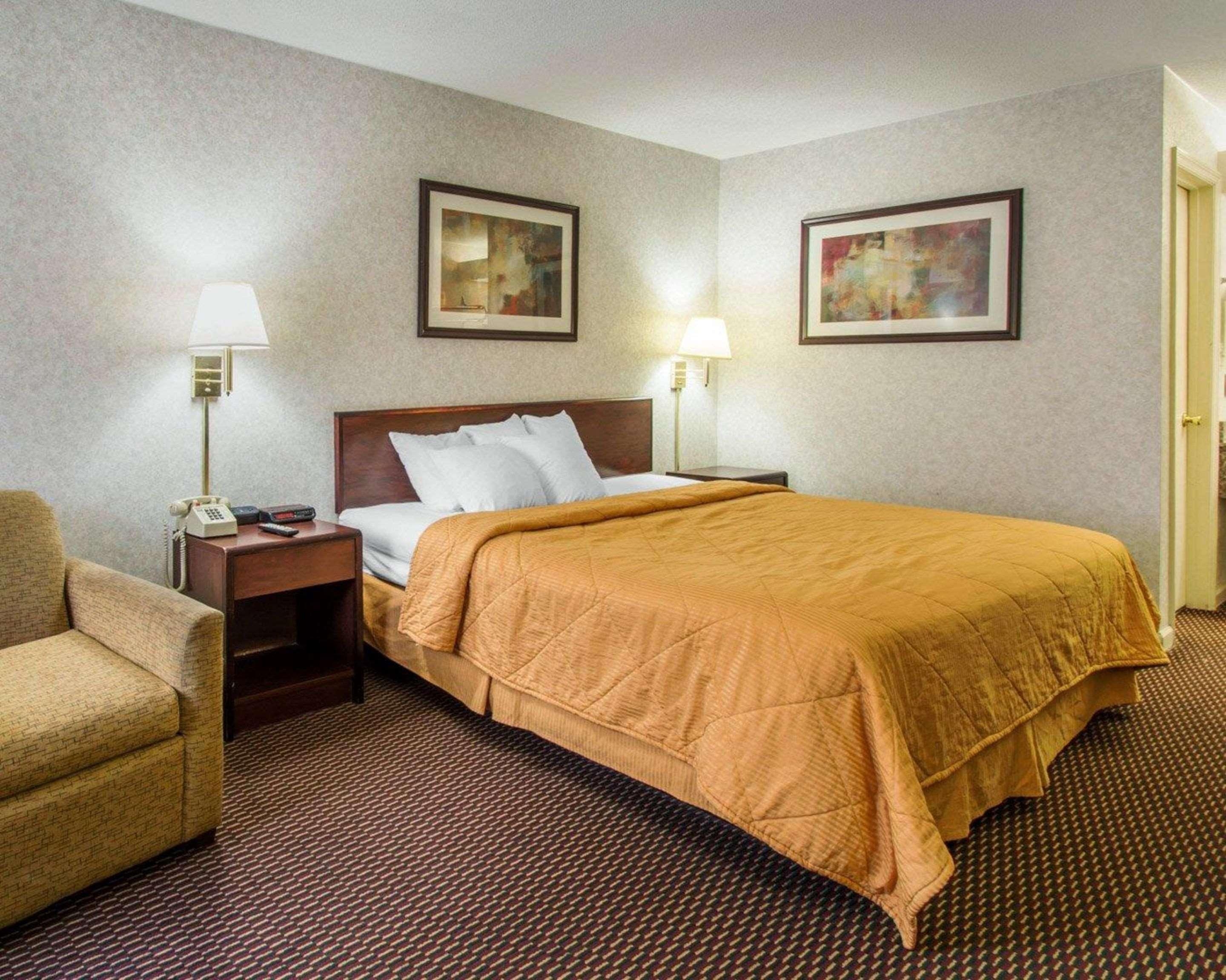 Econo Lodge Трой Экстерьер фото