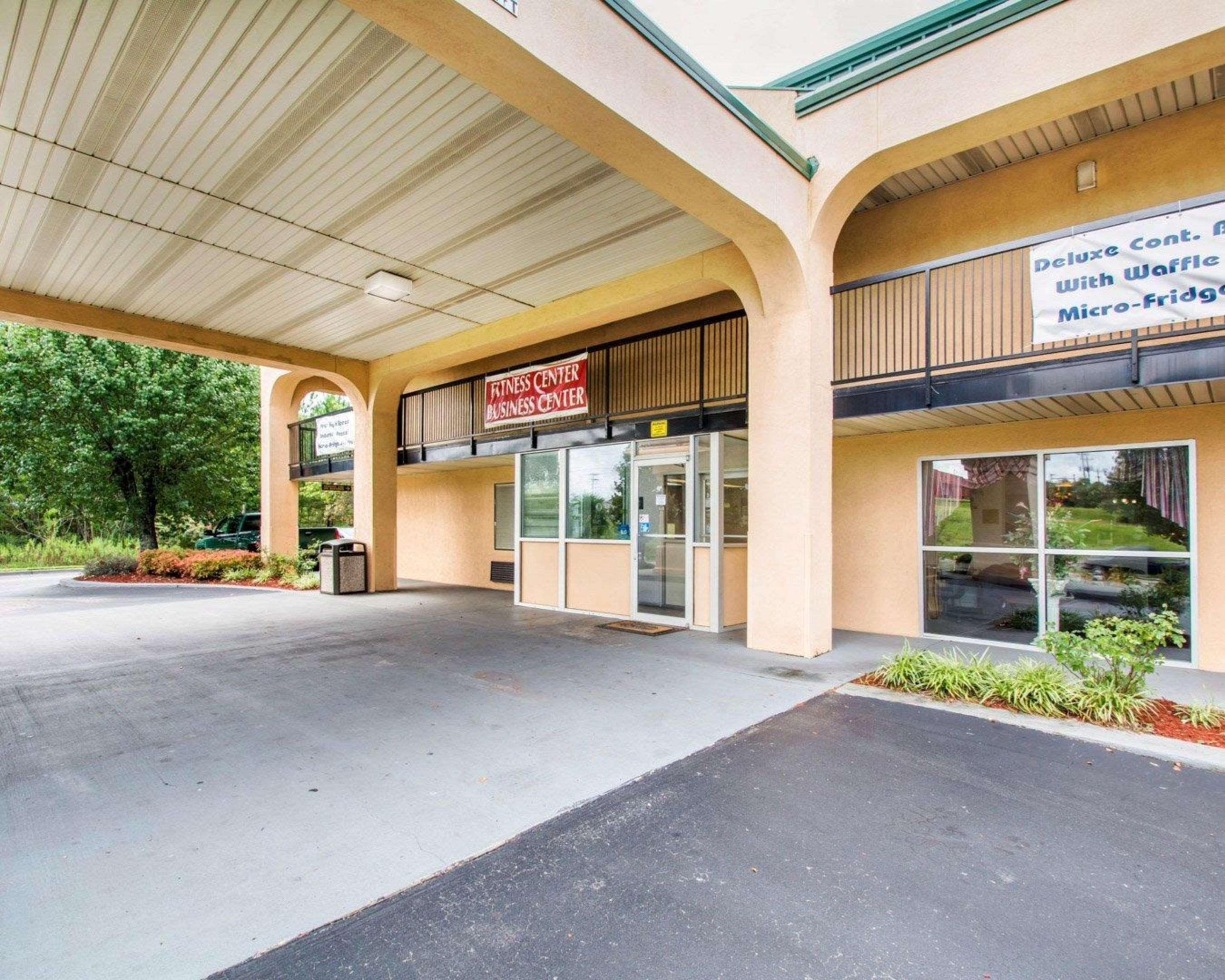 Econo Lodge Трой Экстерьер фото